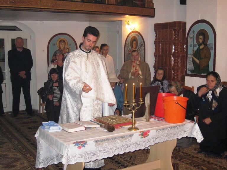 Săvârșind Aghiazma